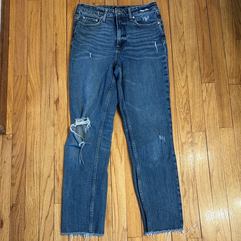 Free Assembly Jeans Distressed Blue Straight Leg Women's Jeans 6
